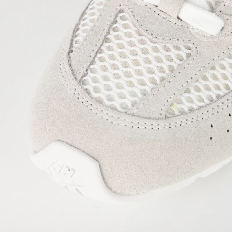 스웨이드 메쉬 스니커즈 상세