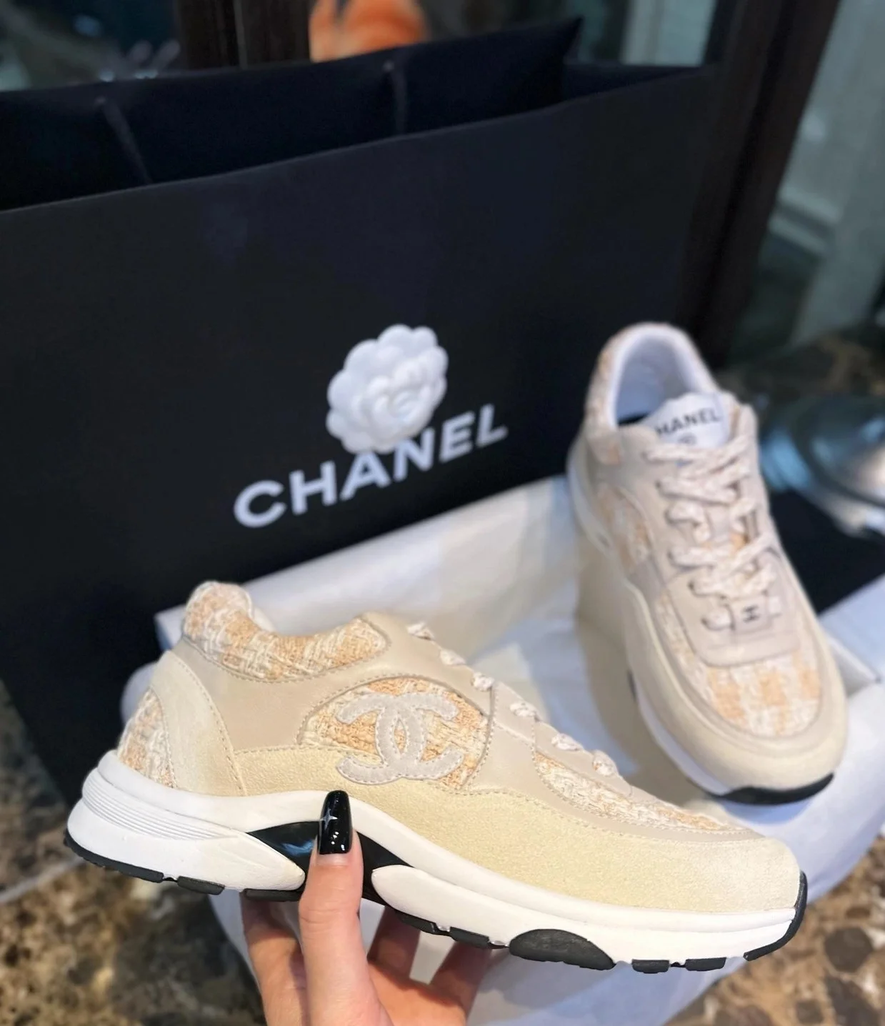 로고 트위드 스니커즈 오렌지 상세