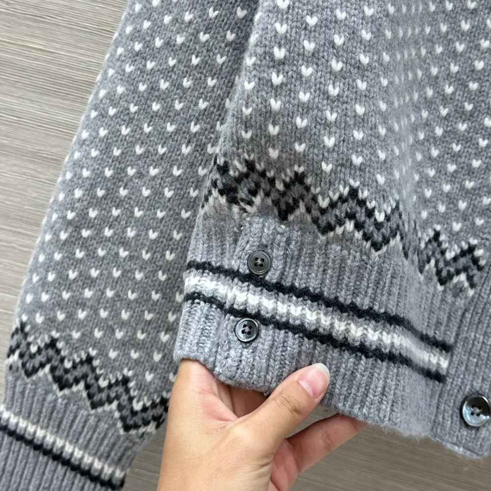 캐시미어 니트 가디건 상세