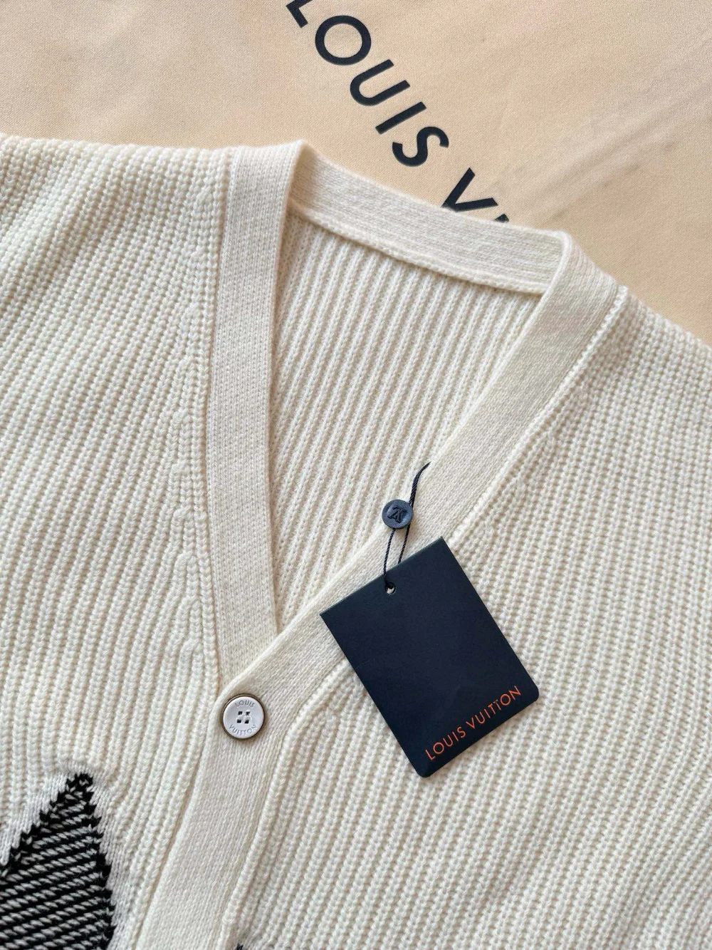 남성 LV 모노그램 니트 가디건 (2color) 상세