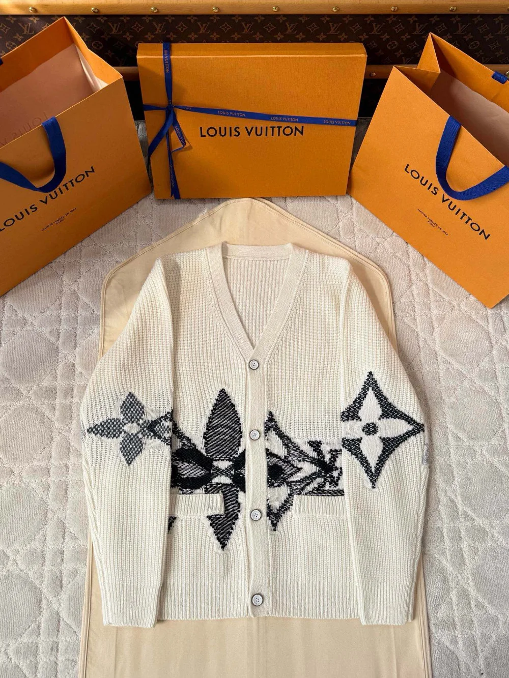 남성 LV 모노그램 니트 가디건 (2color)