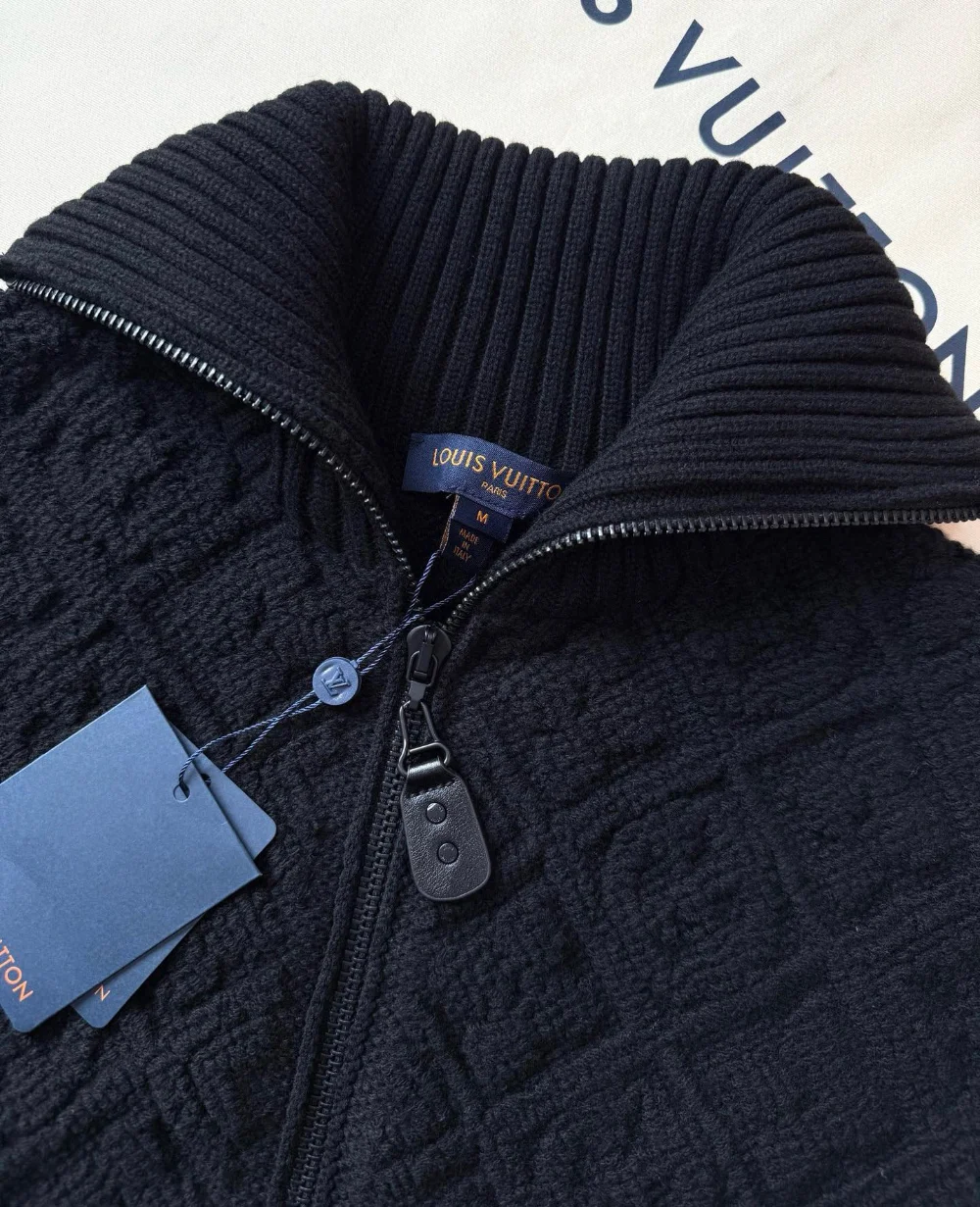 LV 모노그램 니트 집업 (2color) 상세