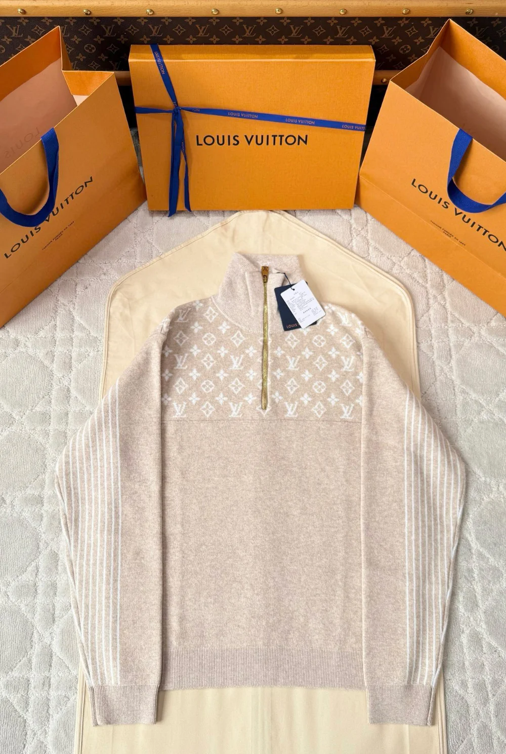 남성 LV 모노그램 하프집업 긴팔 니트 상세