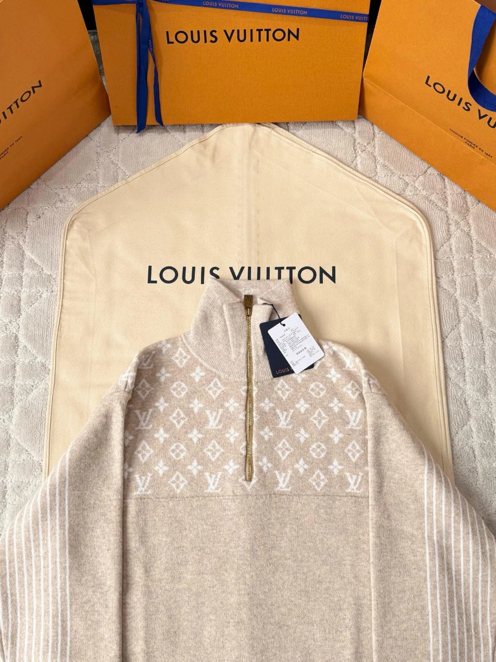 남성 LV 모노그램 하프집업 긴팔 니트 상세