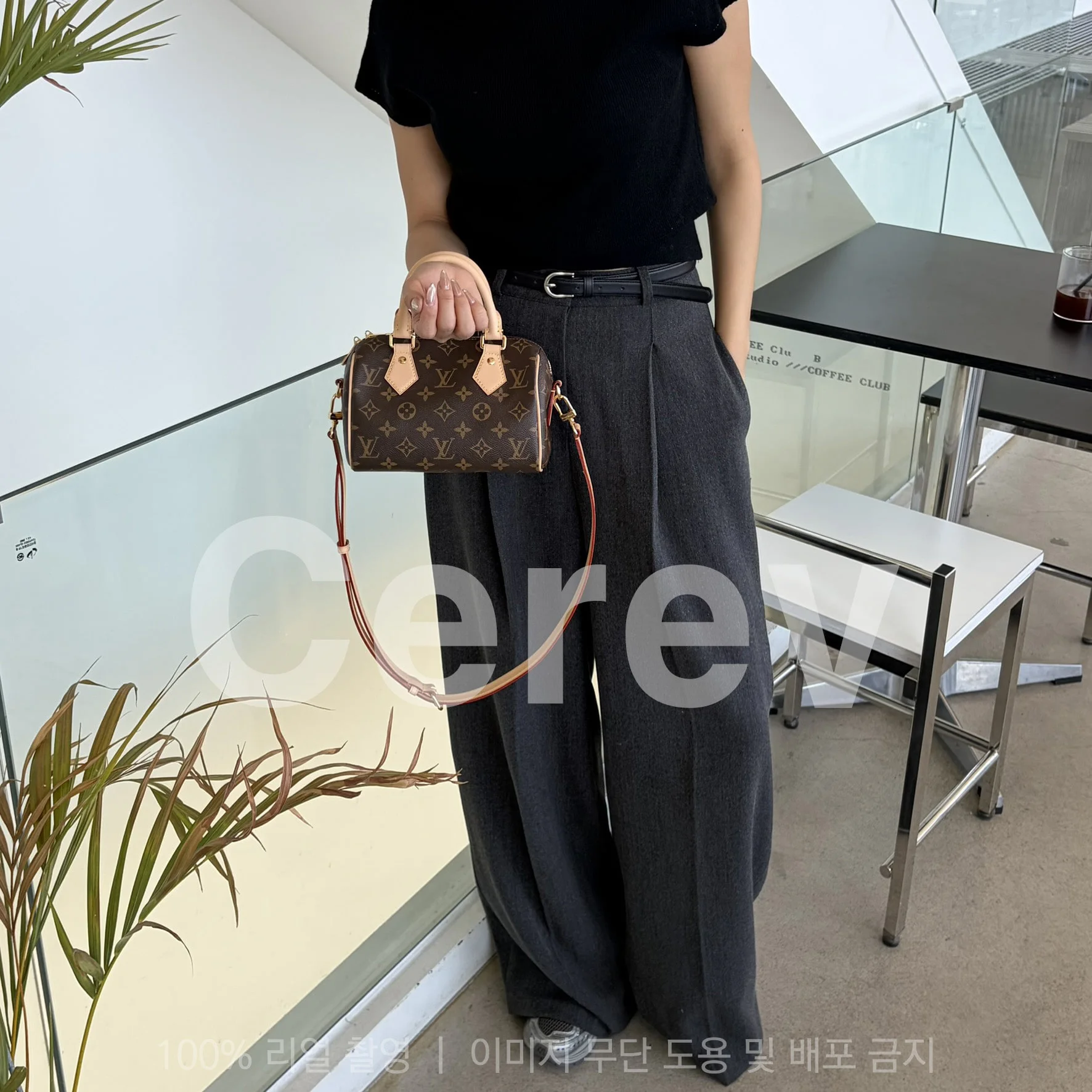 스피디 반둘리에 20 (20.5*13.5*12) 상세