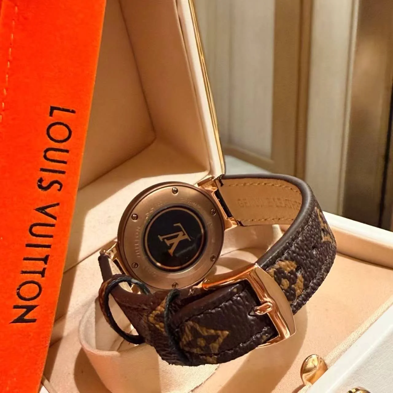 땅부르 모노그램 쿼츠 로즈골드 28MM 2