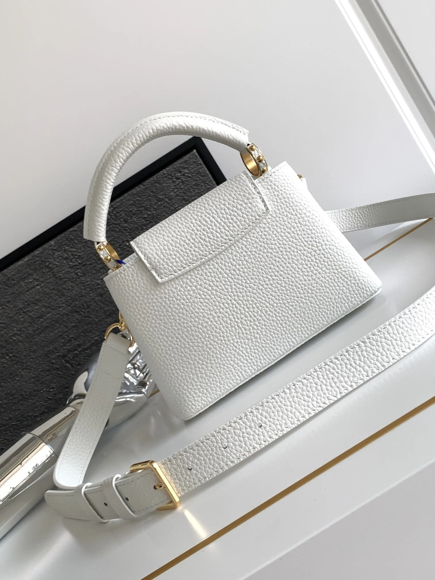 카퓌신 미니 (21 x 14 x 8cm) 상세