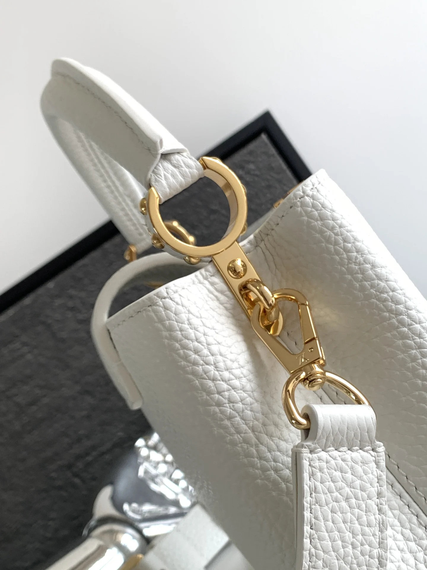 카퓌신 미니 (21 x 14 x 8cm) 상세