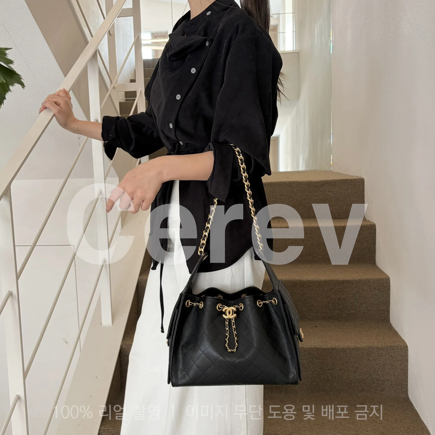 (당일배송) 25c 뉴 호보 블랙 캐비어 스몰 30cm 상세