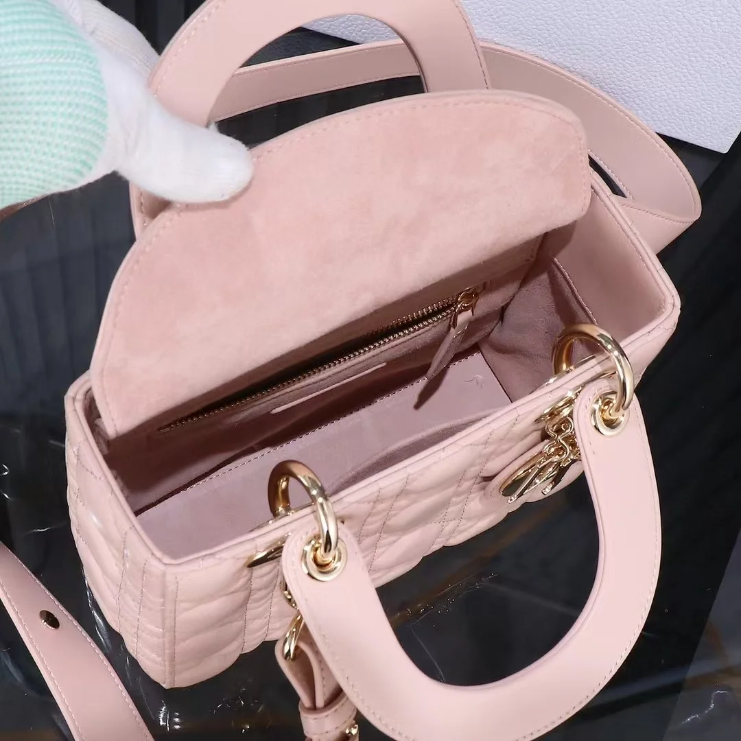 레이디 백 스몰 파우더 핑크 상세