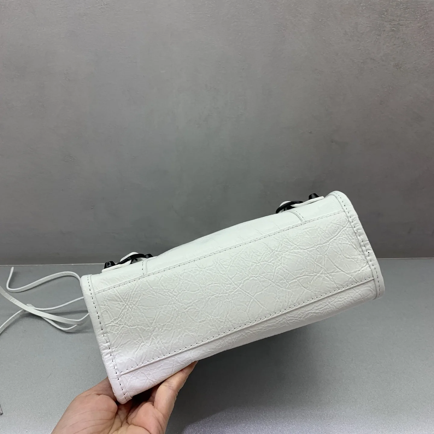 르 시티백 미니 (23cm X 16cm X 10cm) 상세