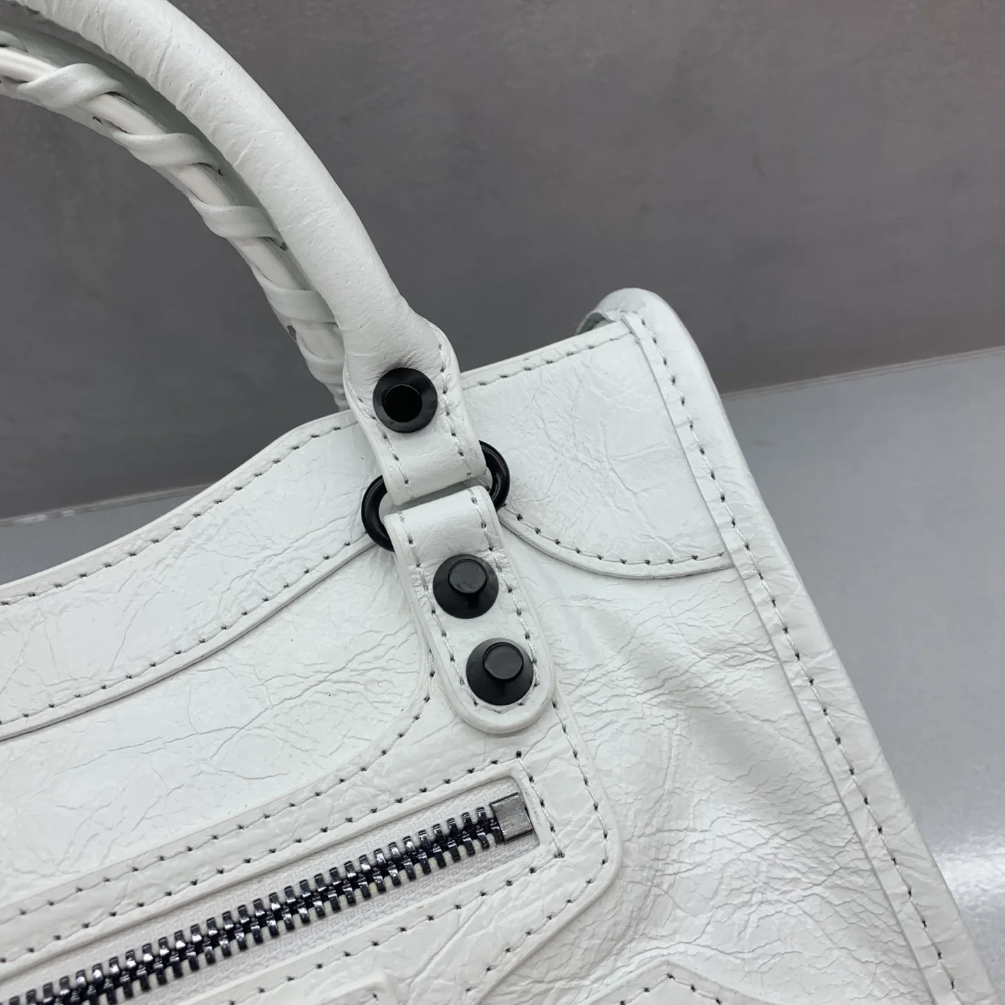 르 시티백 미니 (23cm X 16cm X 10cm) 상세