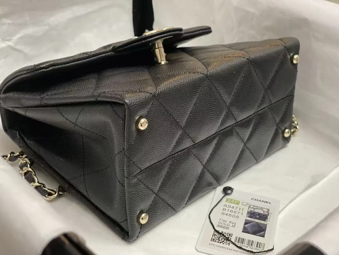 24P CC로고 탑핸들 플랩백 상세