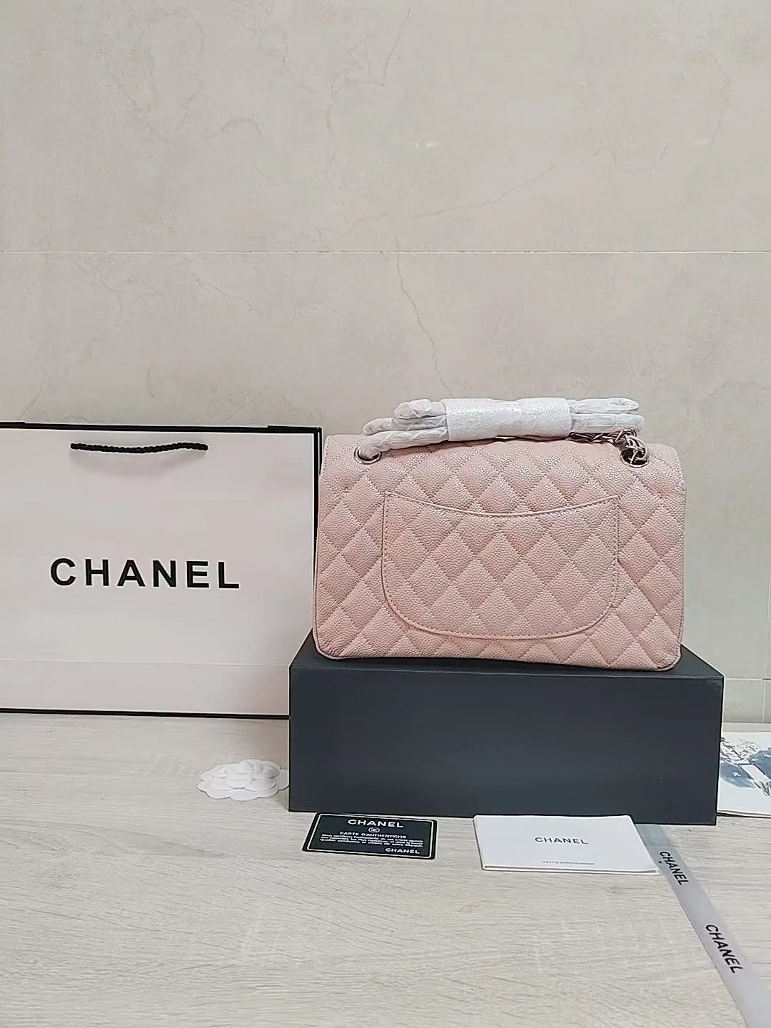 클래식 캐비어 핑크 은장 미디움 상세