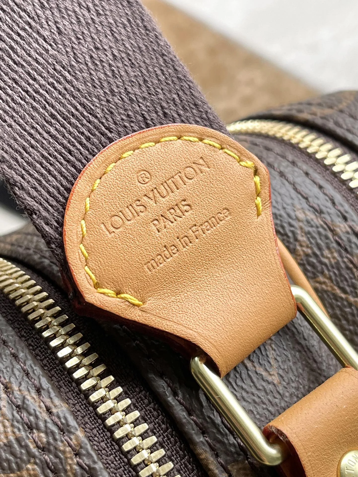 리포터 백 상세