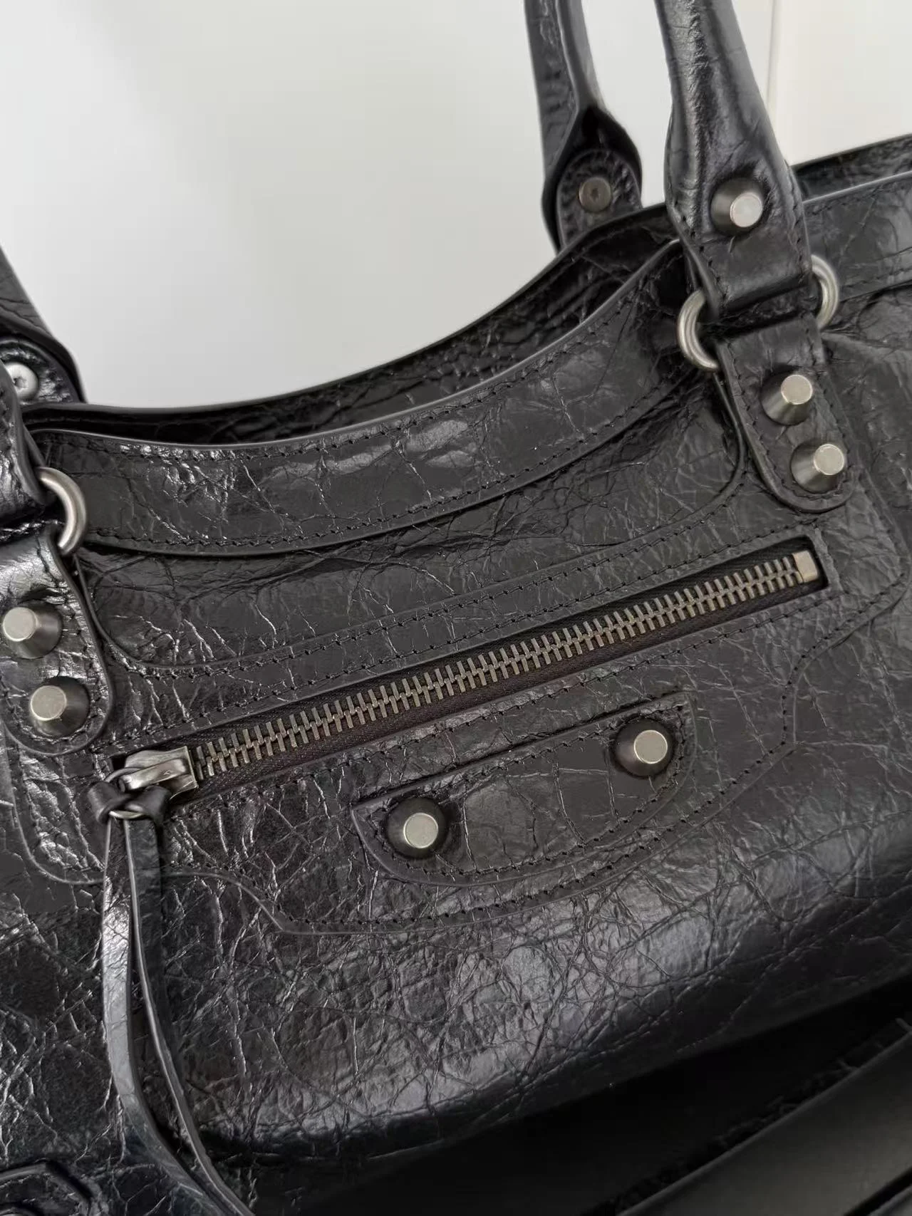 르 시티 백 이스트 상세