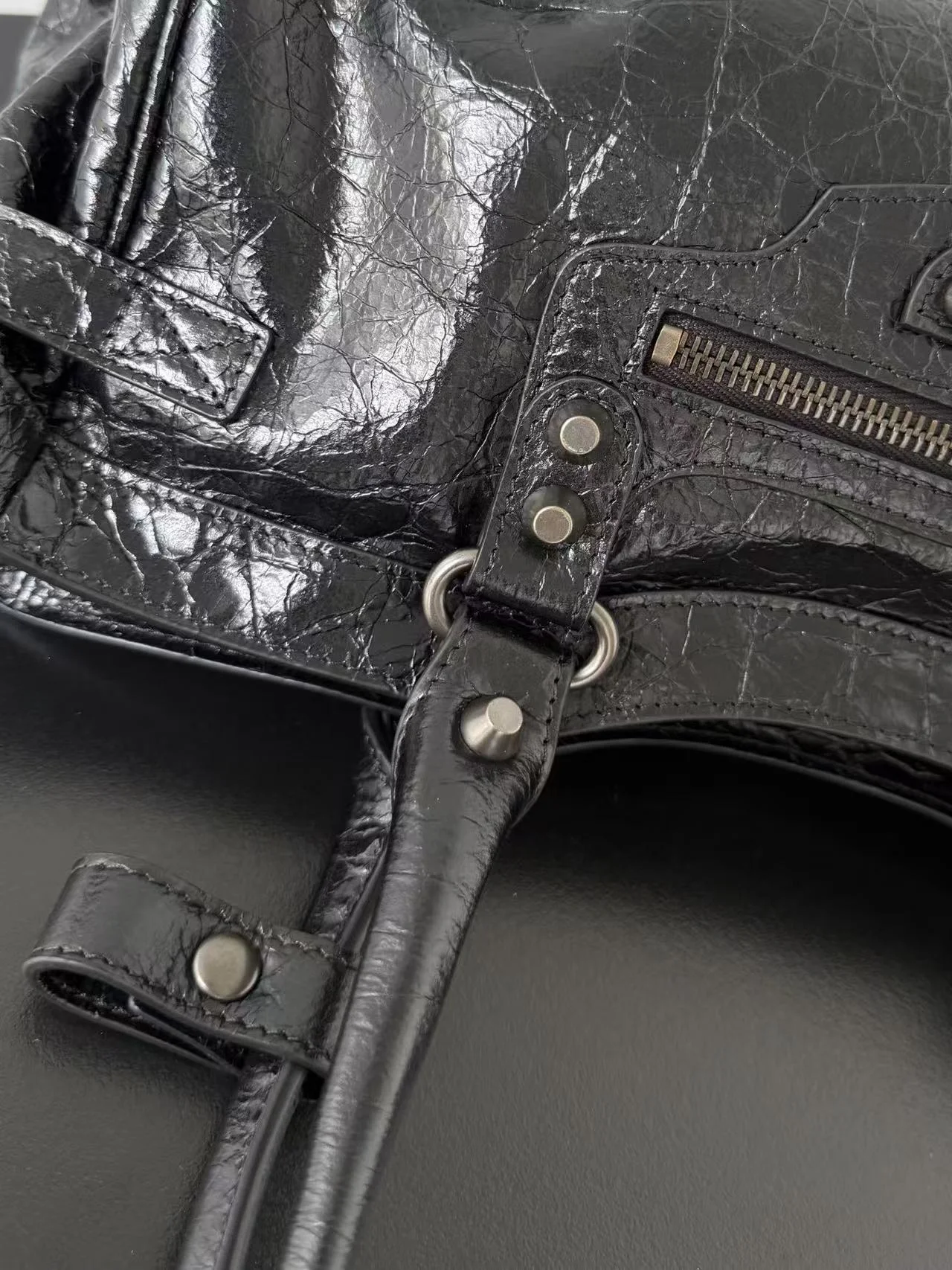 르 시티 백 이스트 상세