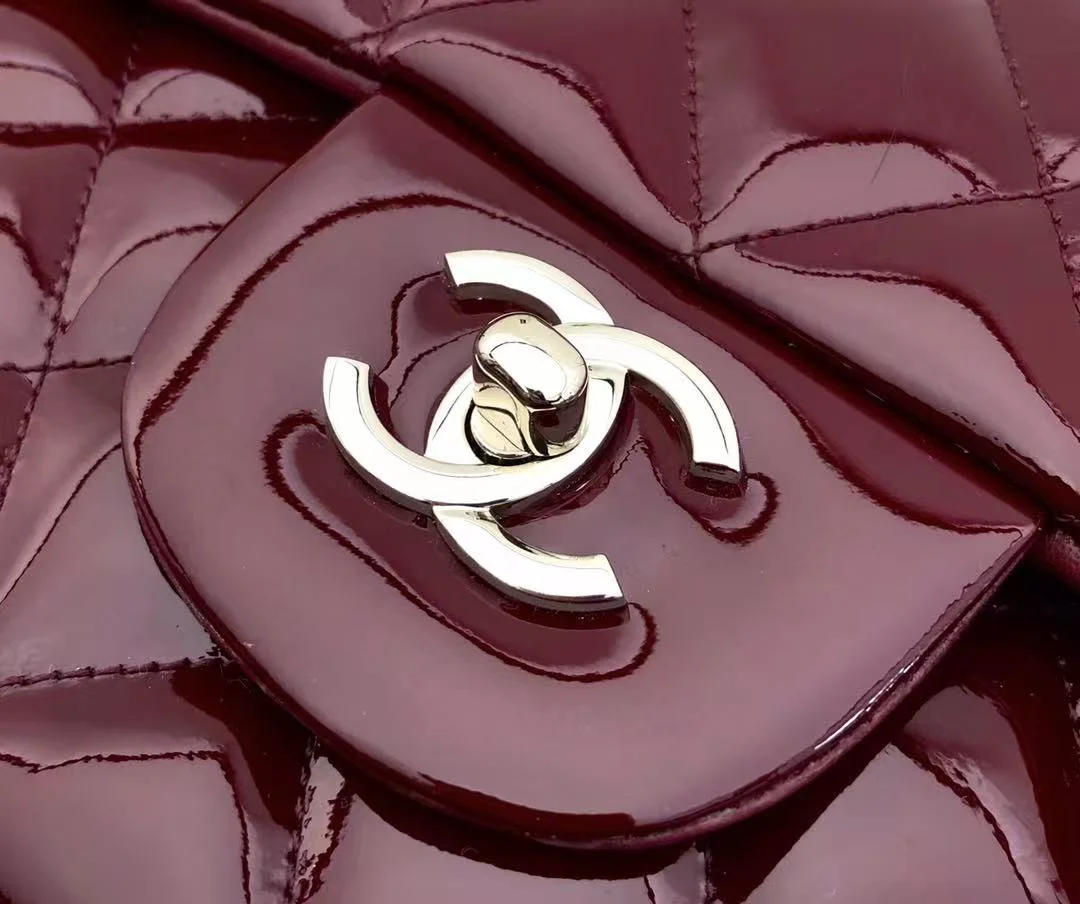 클래식백 페이던트 버건디 라지 (29*19*9cm) 상세