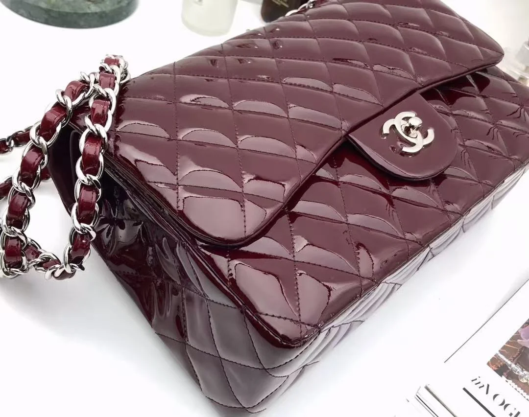 클래식백 페이던트 버건디 라지 (29*19*9cm) 상세