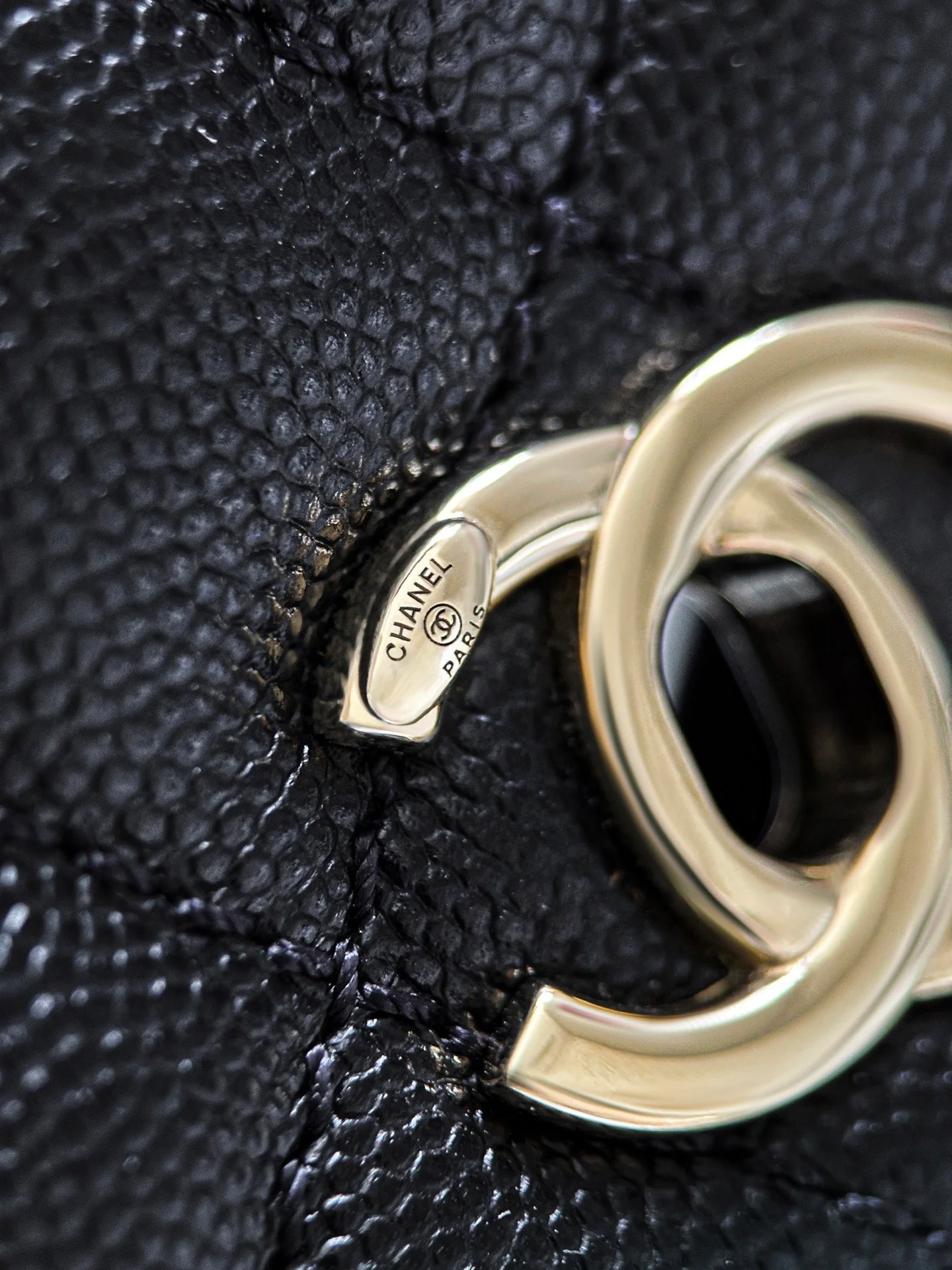 코코 핸들 스몰 샴페인 골드 (24cm X 14cm X 10cm) 상세