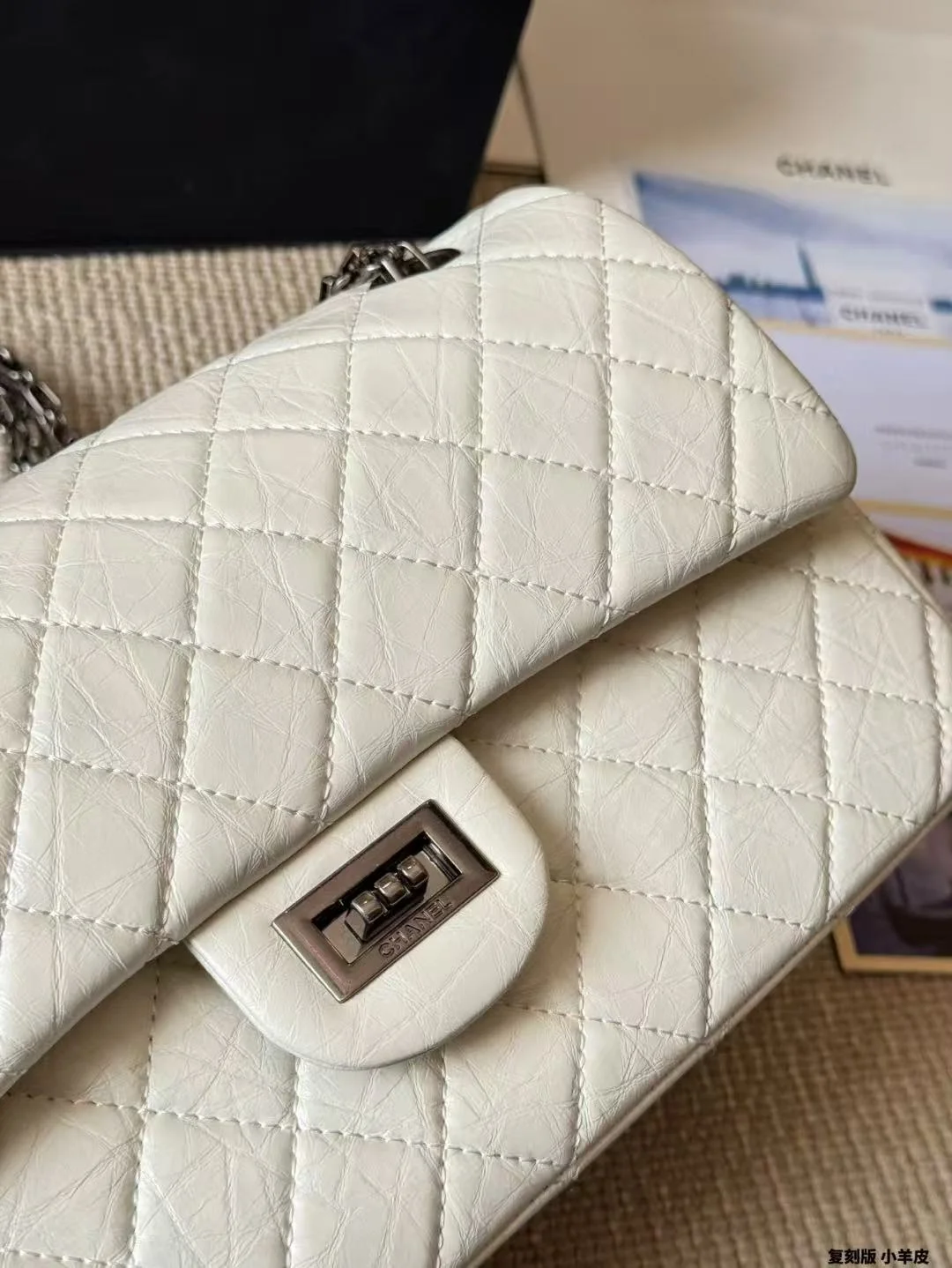 빈티지 미듐 화이트 상세