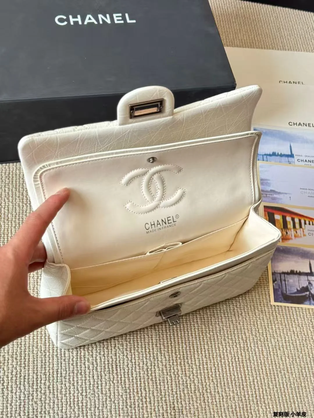 빈티지 미듐 화이트 상세