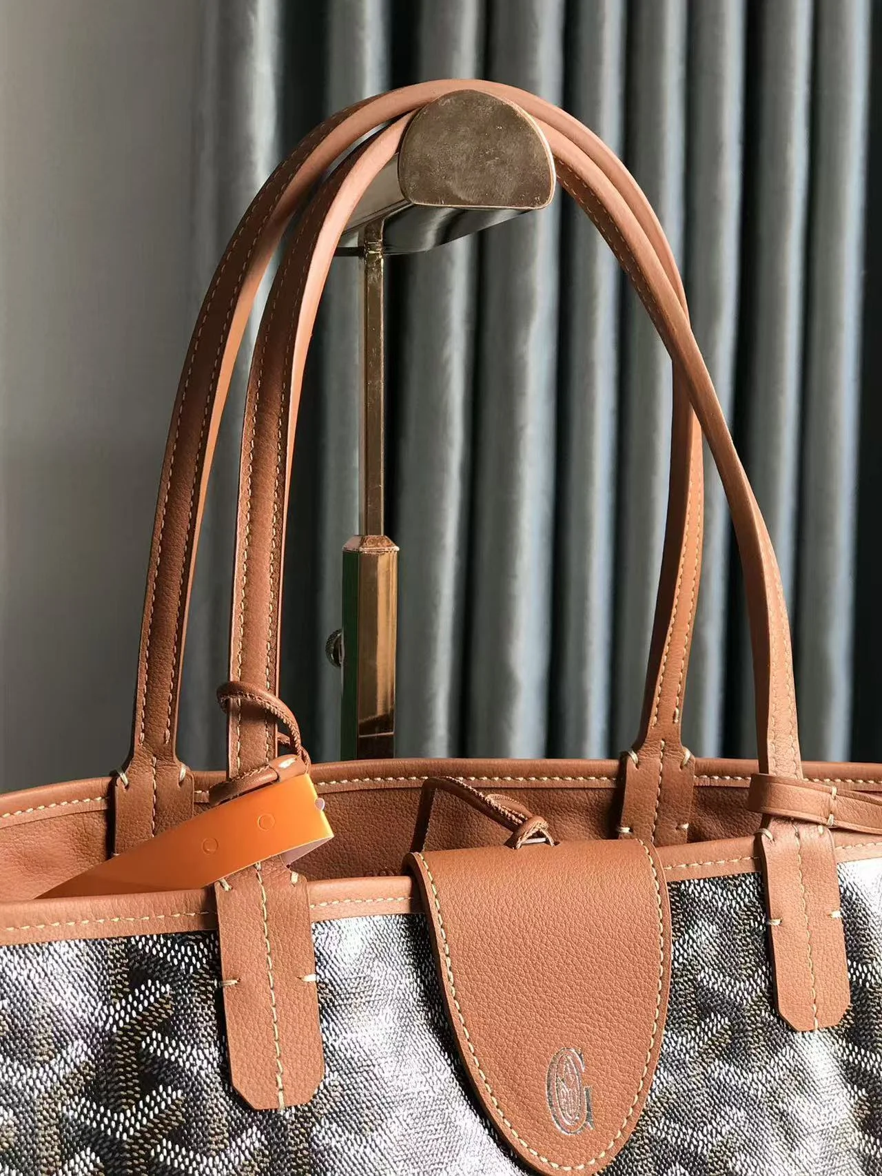 앙주백 PM (28cm x 34cm x 15cm) 상세