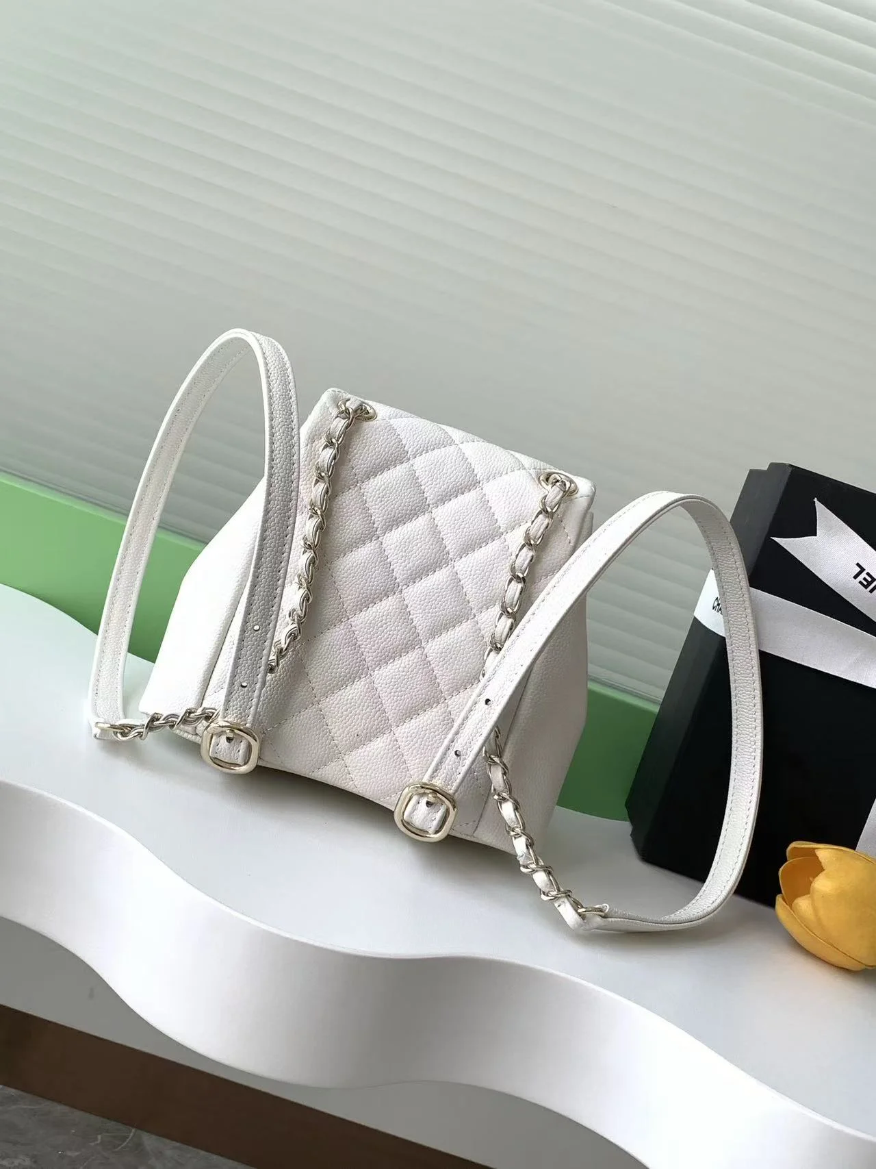 투포켓 듀마 백팩 스몰 캐비어 (17.5 * 16.5 * 10) 상세