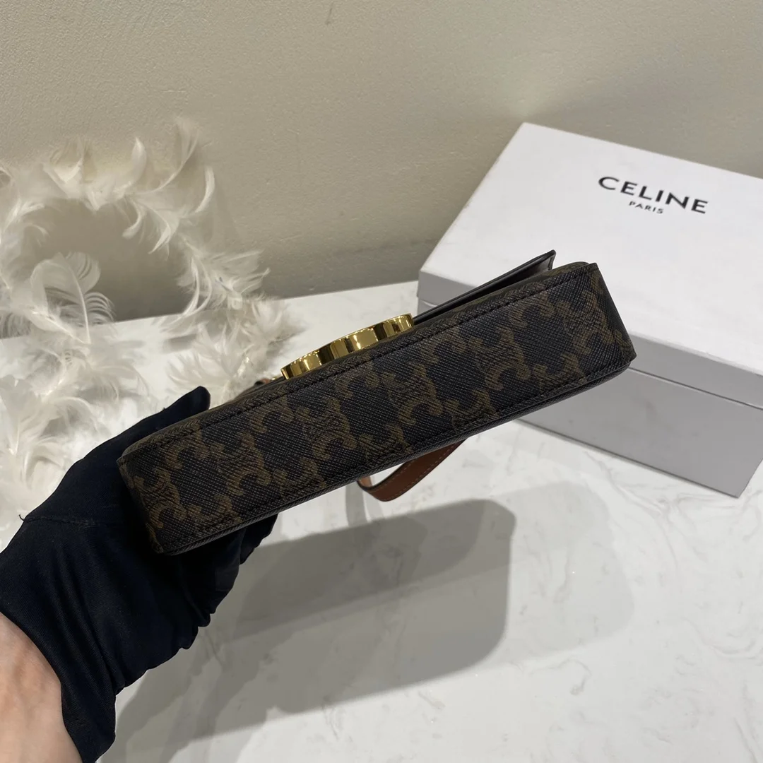 트리오페 숄더백 상세