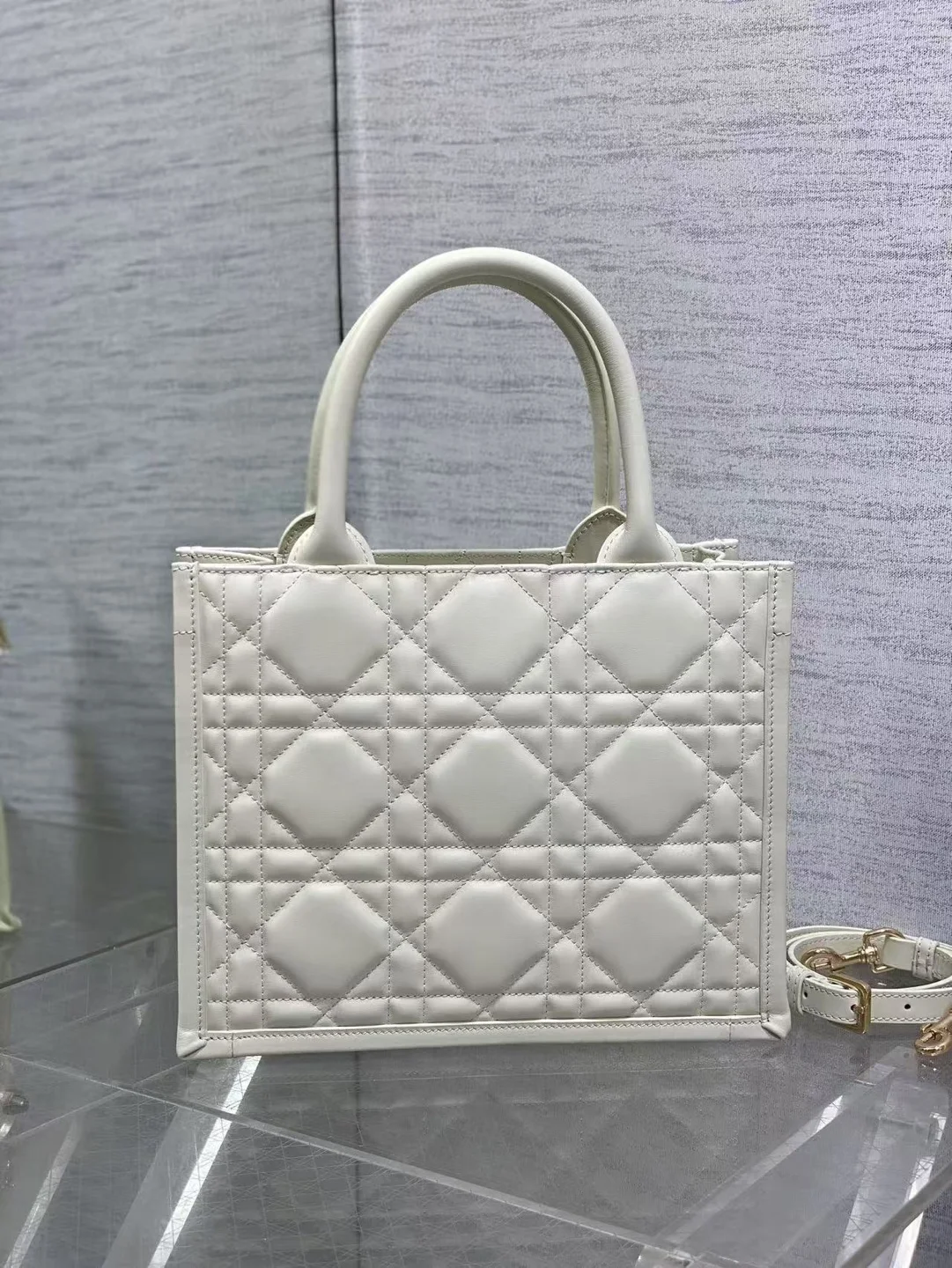 레이디 까나쥬 북토트백 스몰 아이보리(26.5cm X 21cm X 14cm) 상세