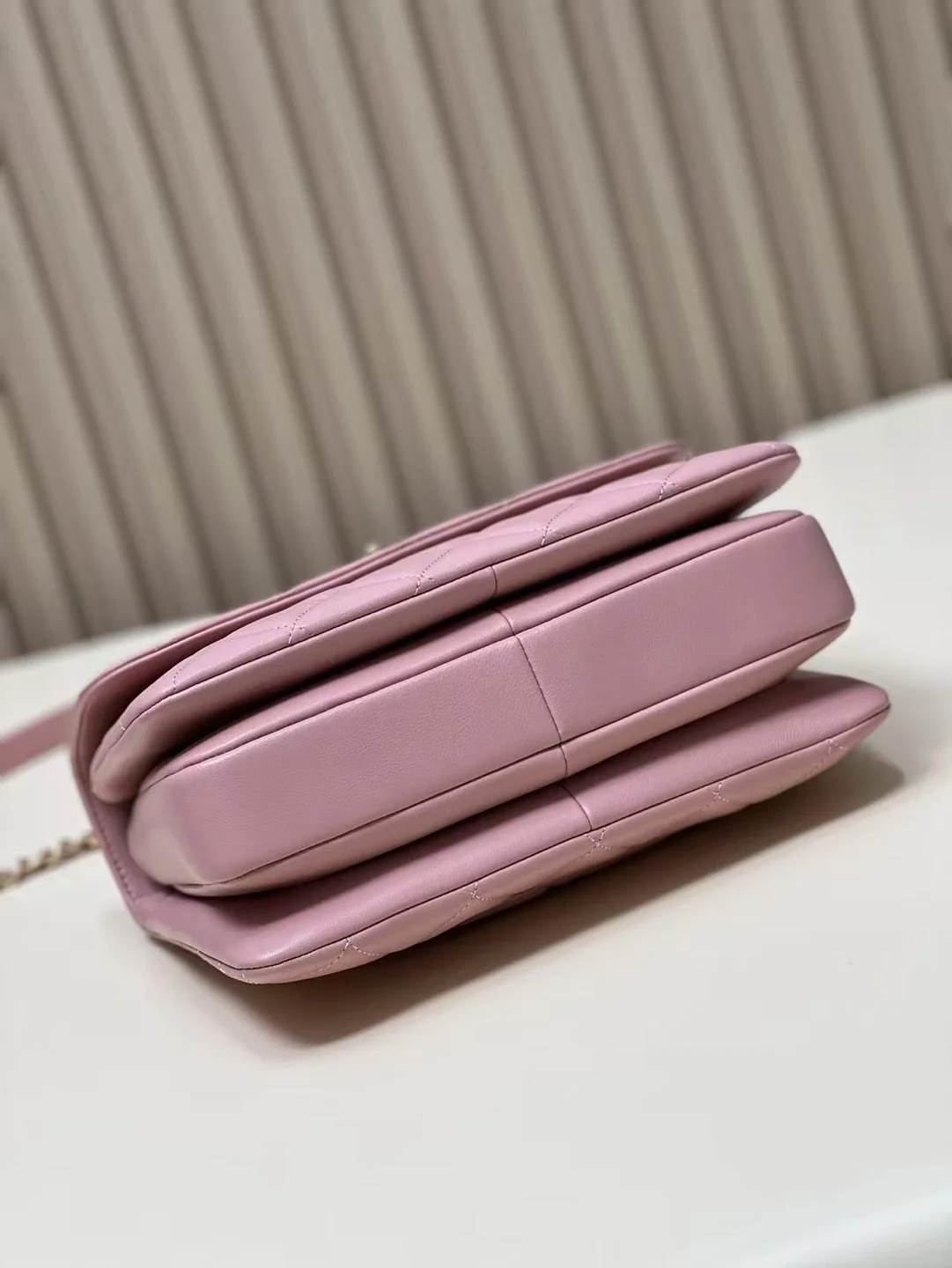 트렌디CC 탑핸들 플랩백 상세