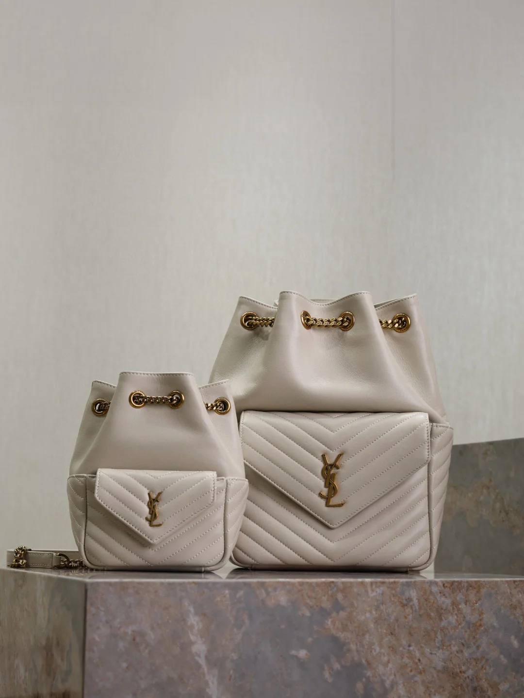 모노그램 램스킨 플랩 백팩 (2color)