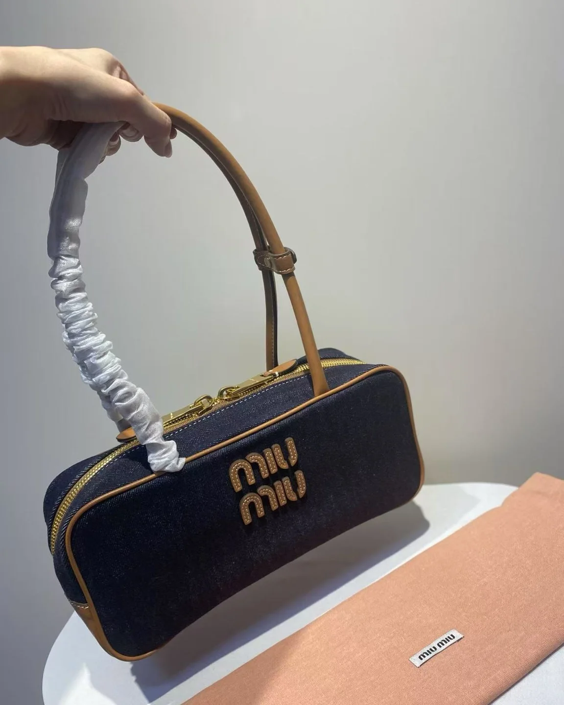 보 데님 백 (28cm * 13cm * 9cm ) 상세