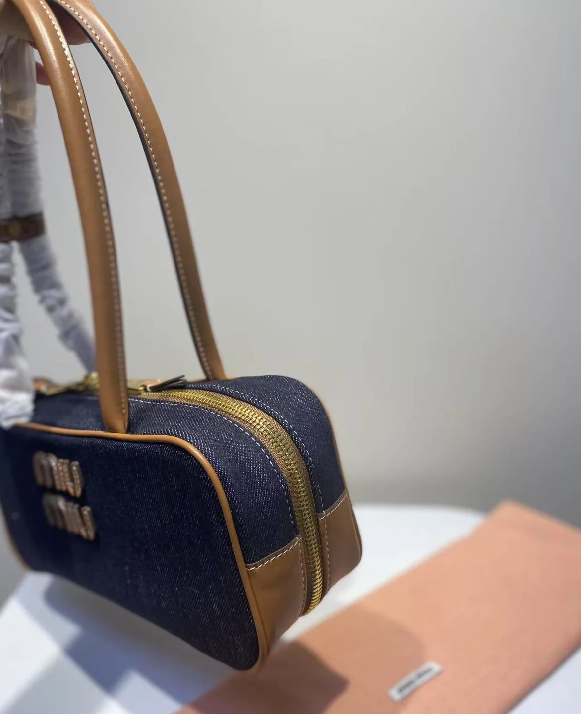 보 데님 백 (28cm * 13cm * 9cm ) 상세