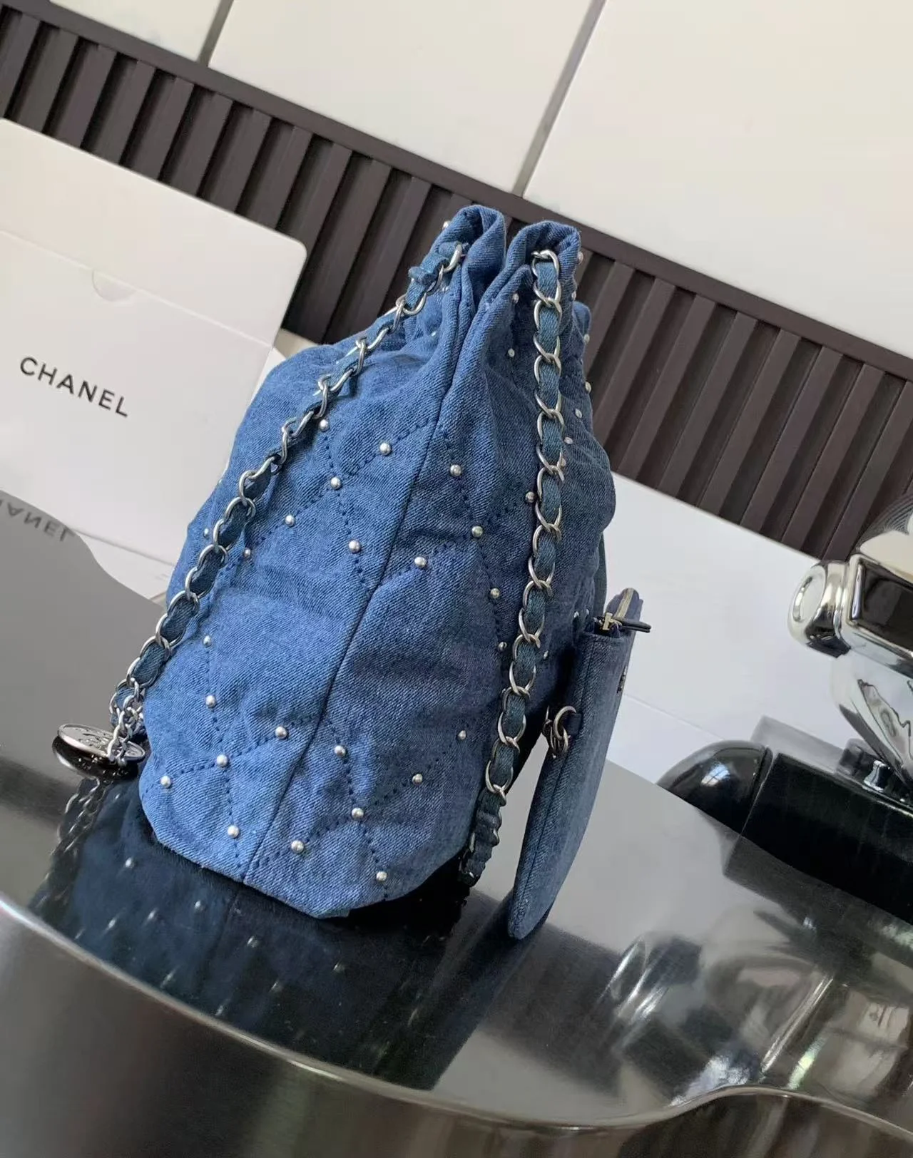 22백 데님 진주 스몰 (35cm X 37cm X 7cm) 상세