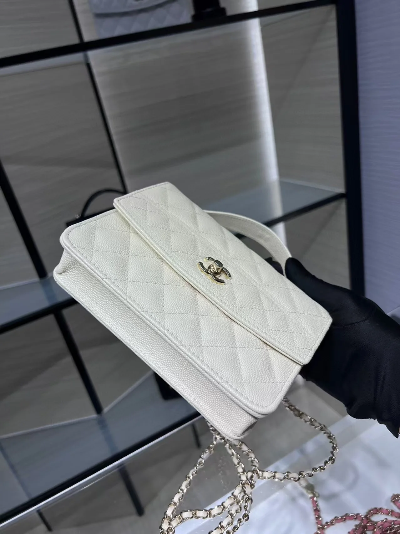 탑핸들 플랩 백팩 상세