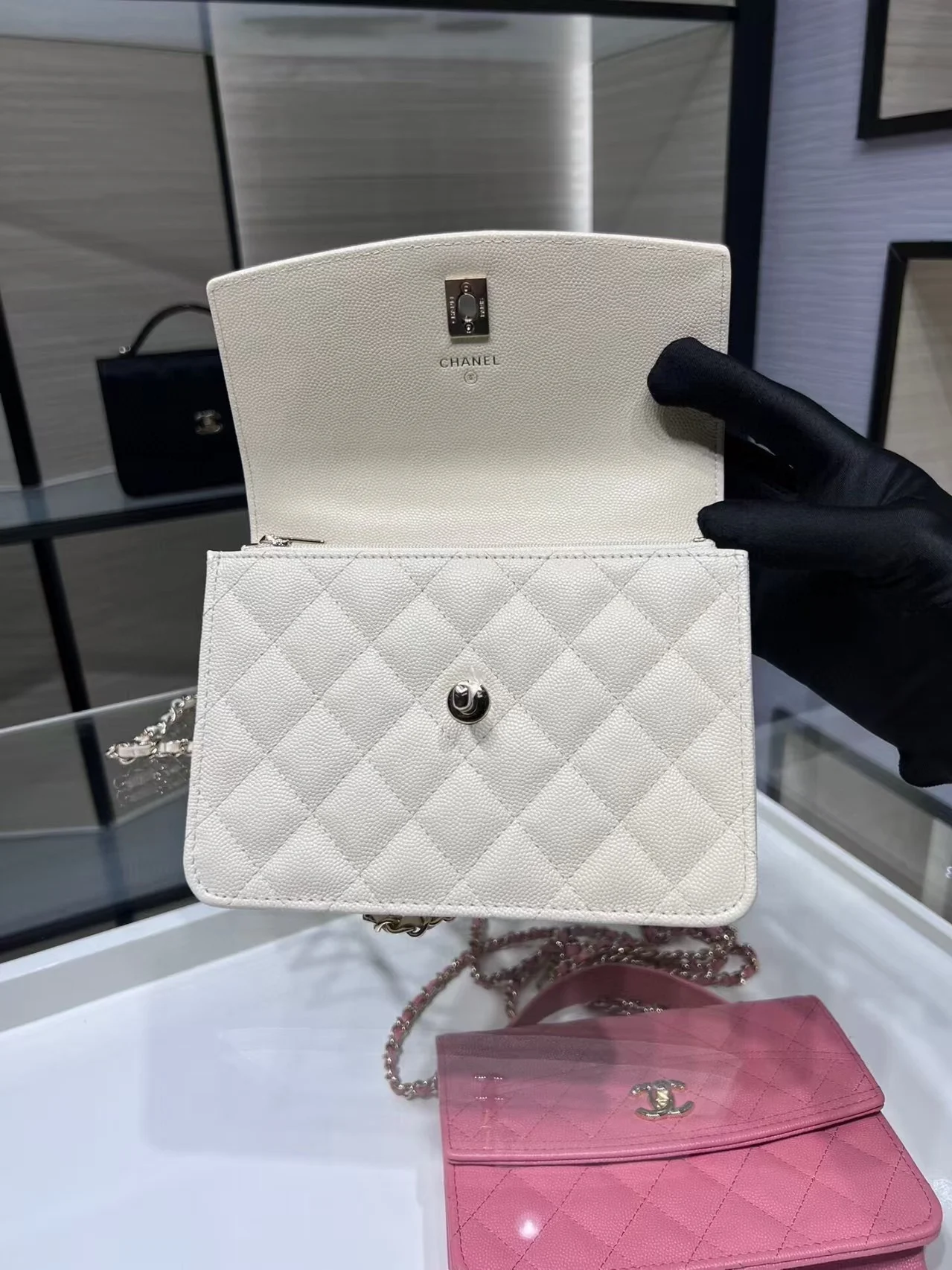 탑핸들 플랩 백팩 상세