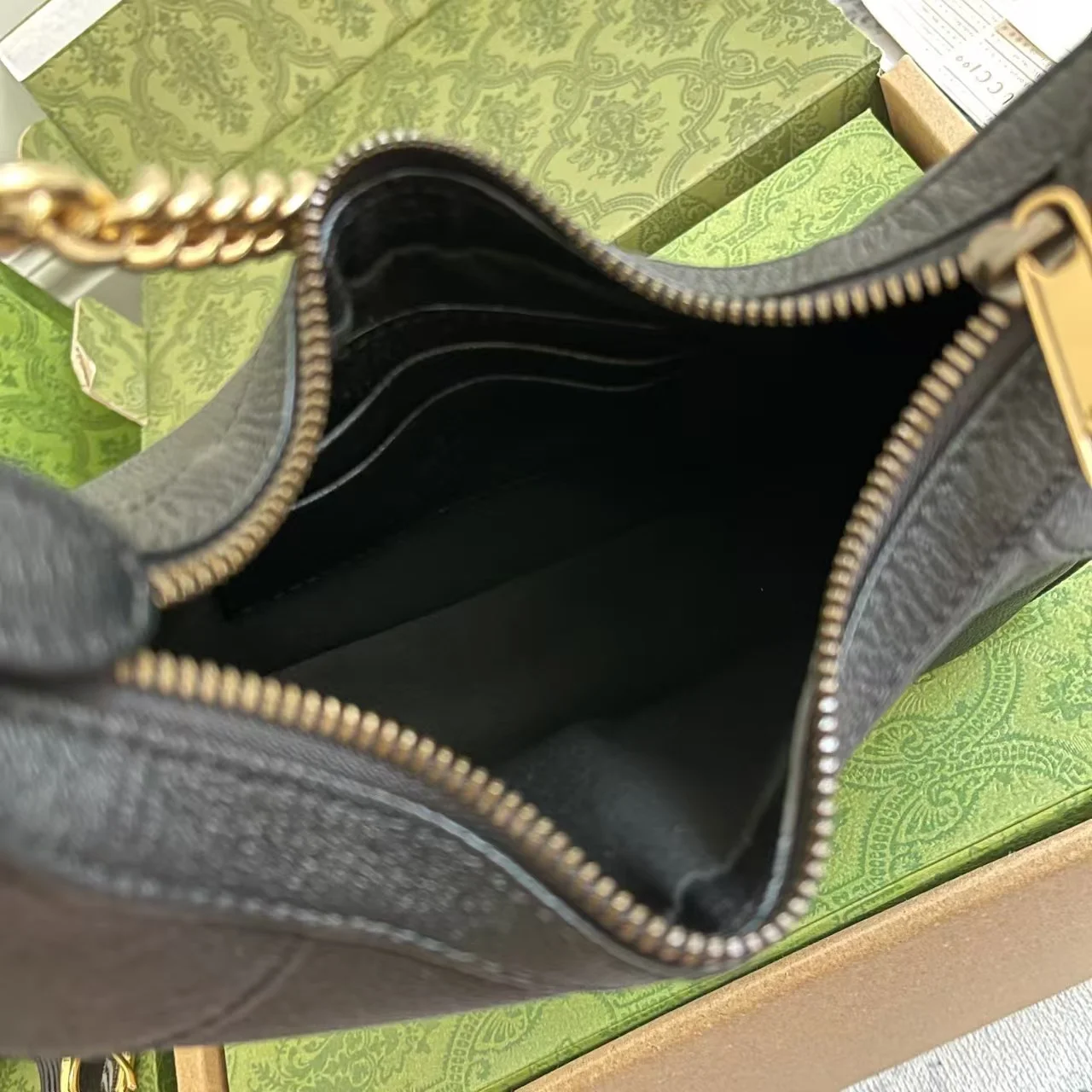 아프로디테 스몰 상세