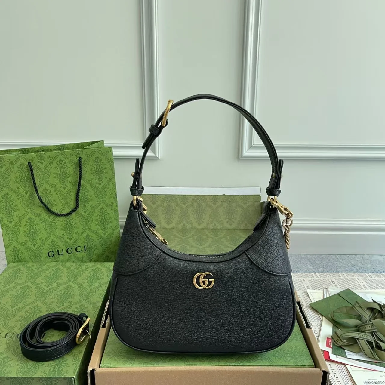 아프로디테 스몰